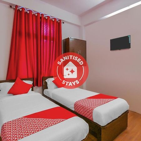 Oyo 17168 Hz Lodge Haydarabad Dış mekan fotoğraf