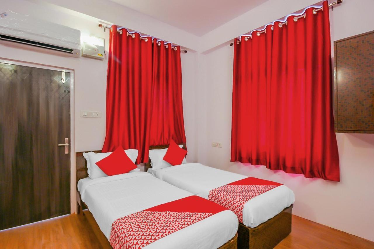 Oyo 17168 Hz Lodge Haydarabad Dış mekan fotoğraf