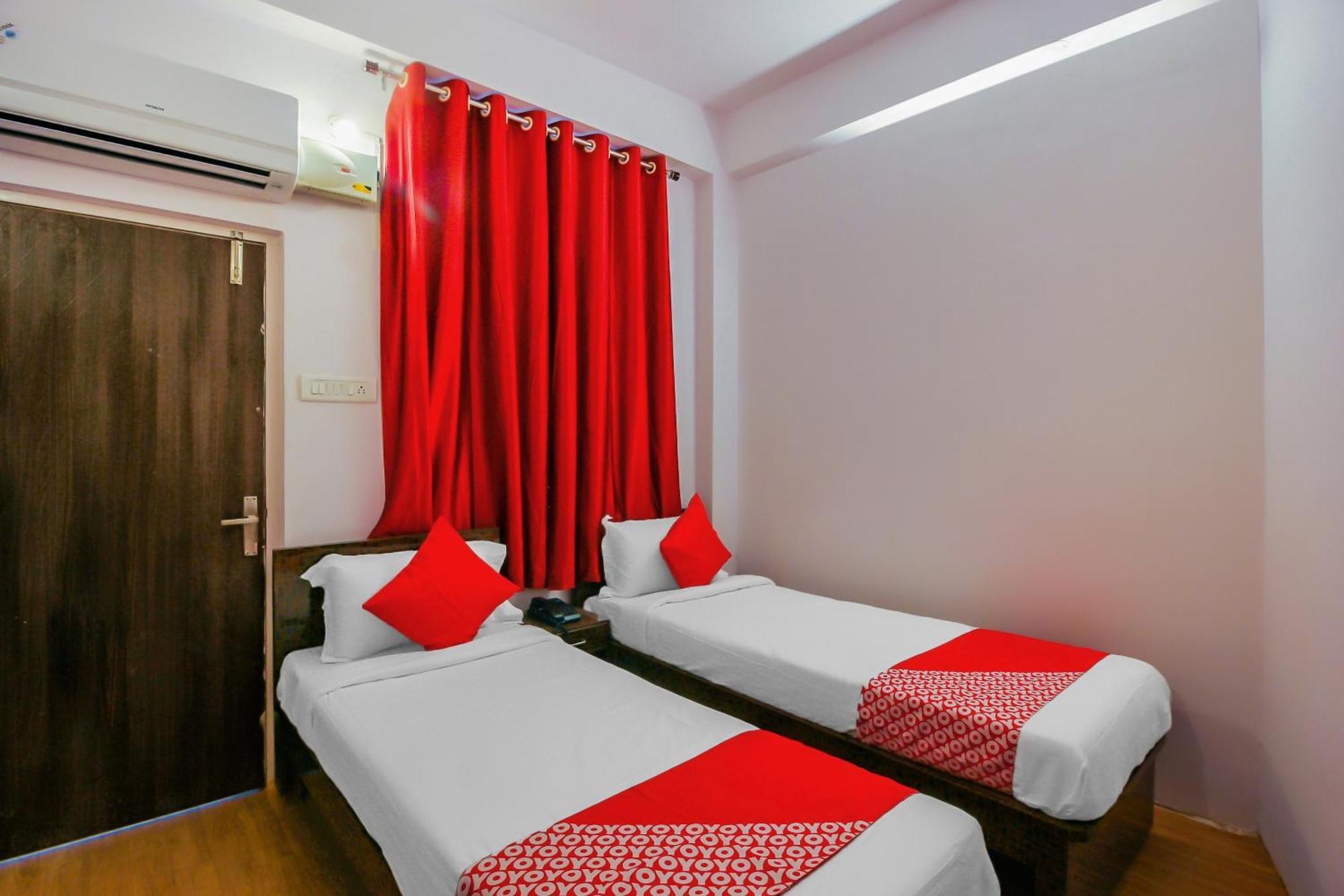 Oyo 17168 Hz Lodge Haydarabad Dış mekan fotoğraf